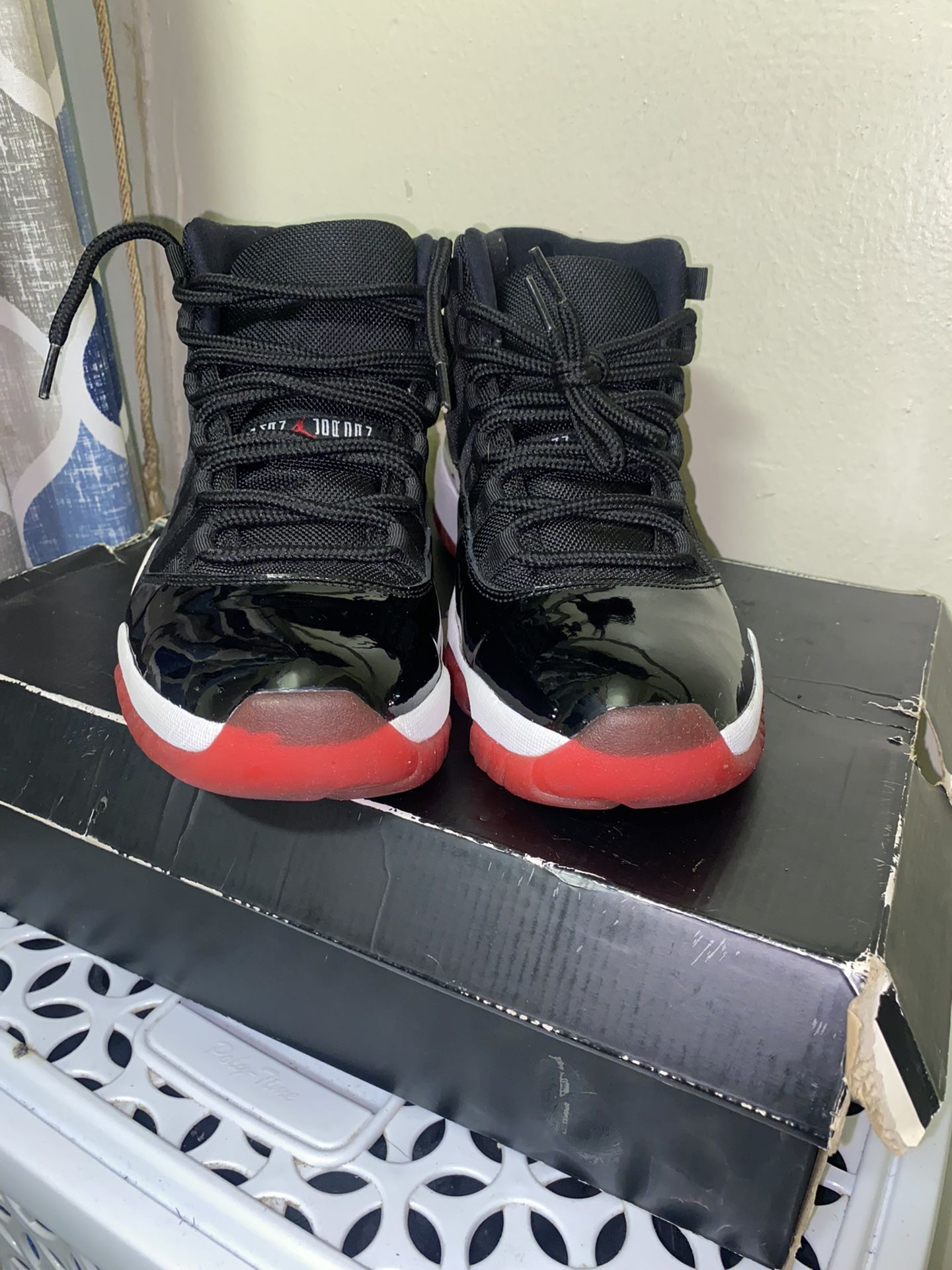 Jordan 11 Bred 2012 Release