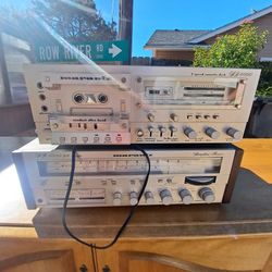 Marantz 1980 Vintage Cabinet And Stereo