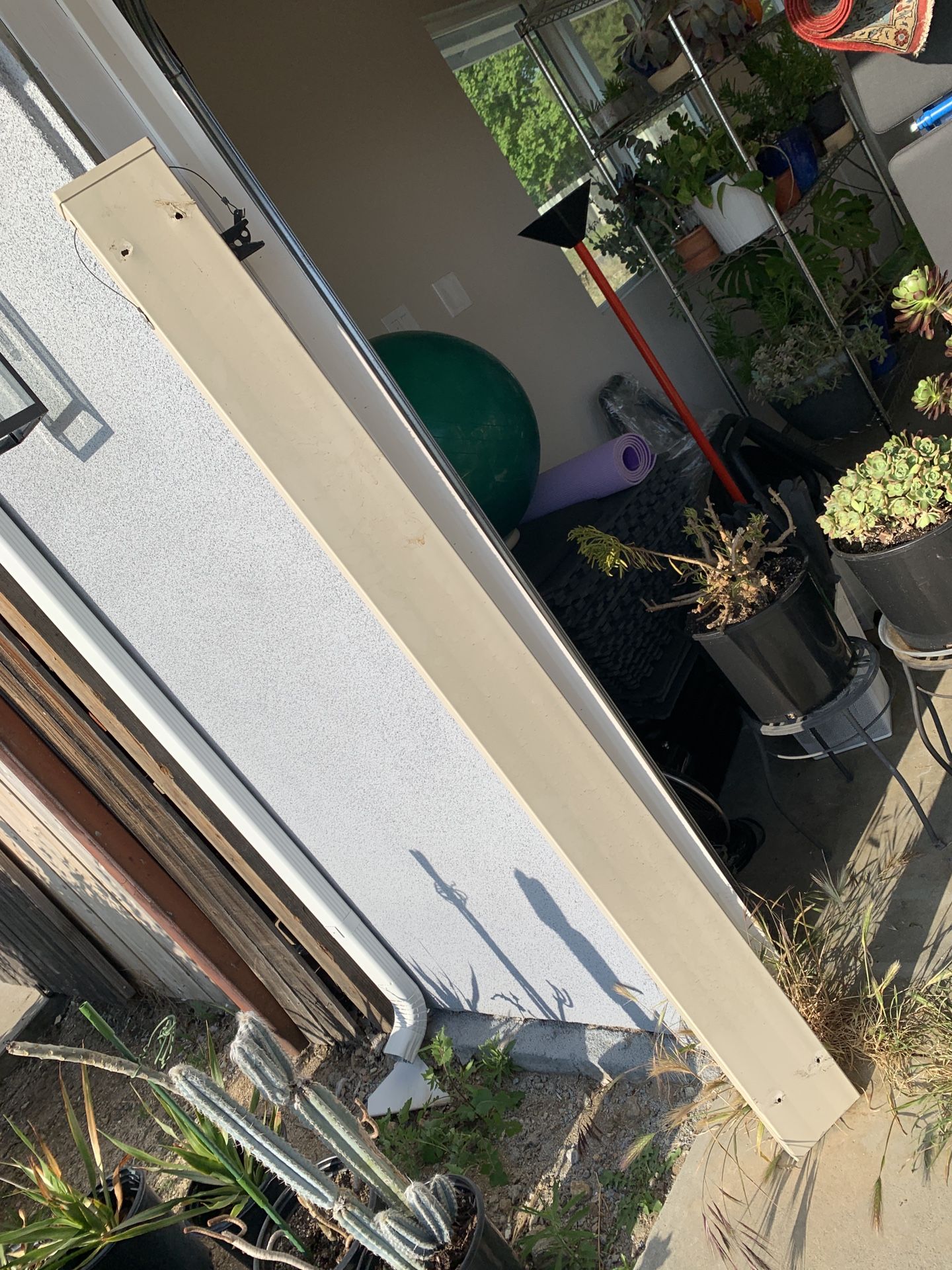 Vinyl side gate post