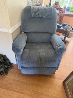 Electric Chair: In Good condition