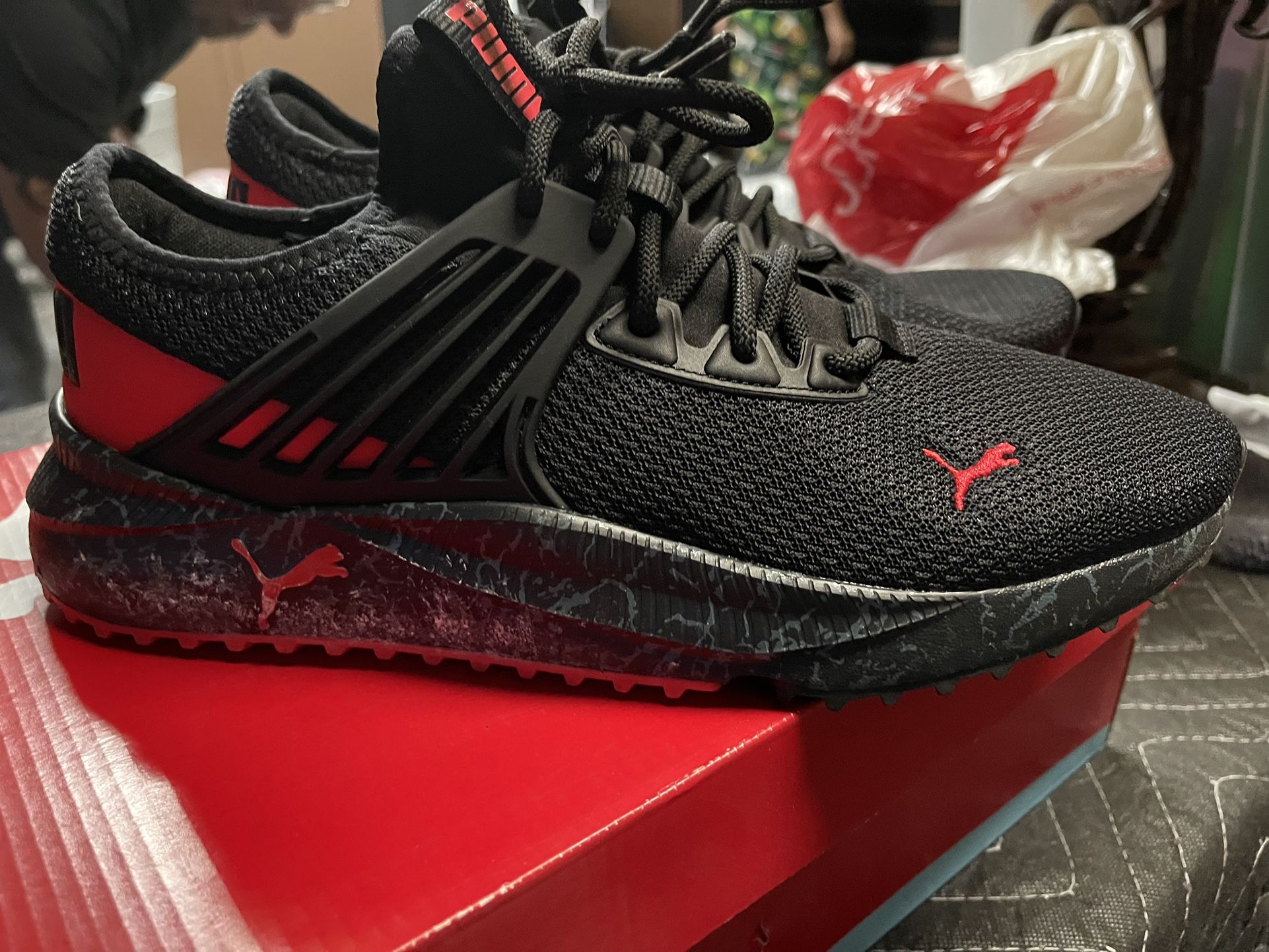 Women’s Puma Shoes Size 9