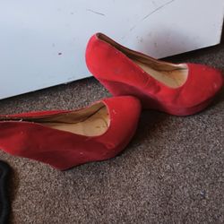 Woman's High Heels Shoes Good Condition Size 7$15.00