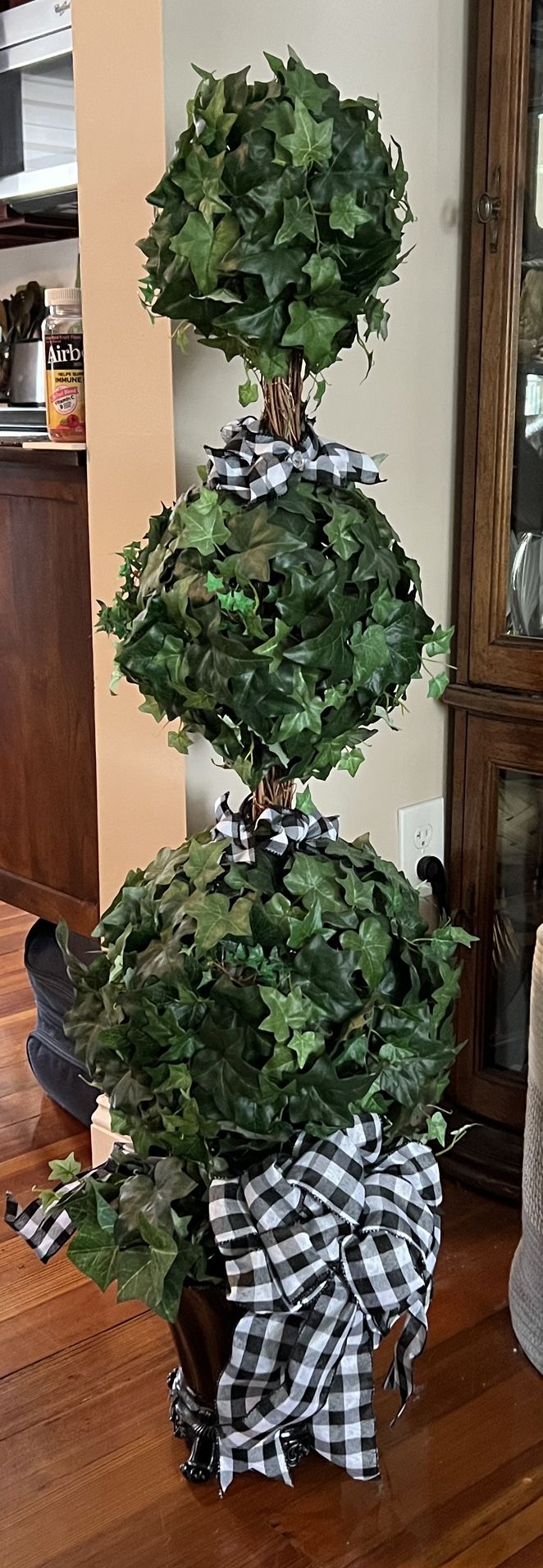Topiary With Lights And Bows