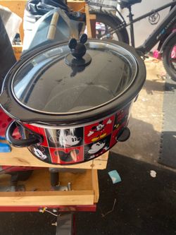Small Mickey Mouse crock pot