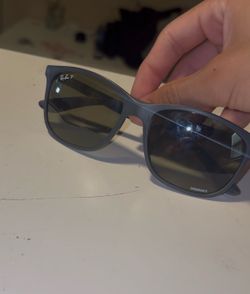 Ray-Ban 4330CH Polarized