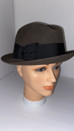 Champs felt fedora size S very nice