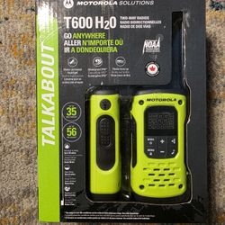 Motorola T600 H2O Waterproof Walkie Talkies – BRAND NEW 🌊📻