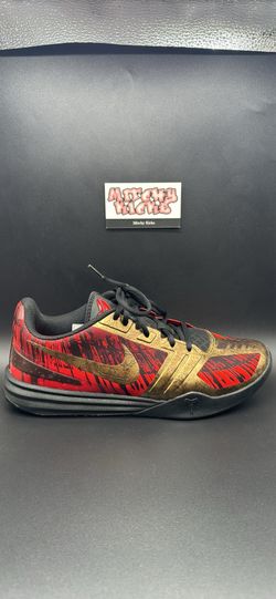 Nike KB Mentality Black Metallic Gold Chilling Red Sz. 9.5