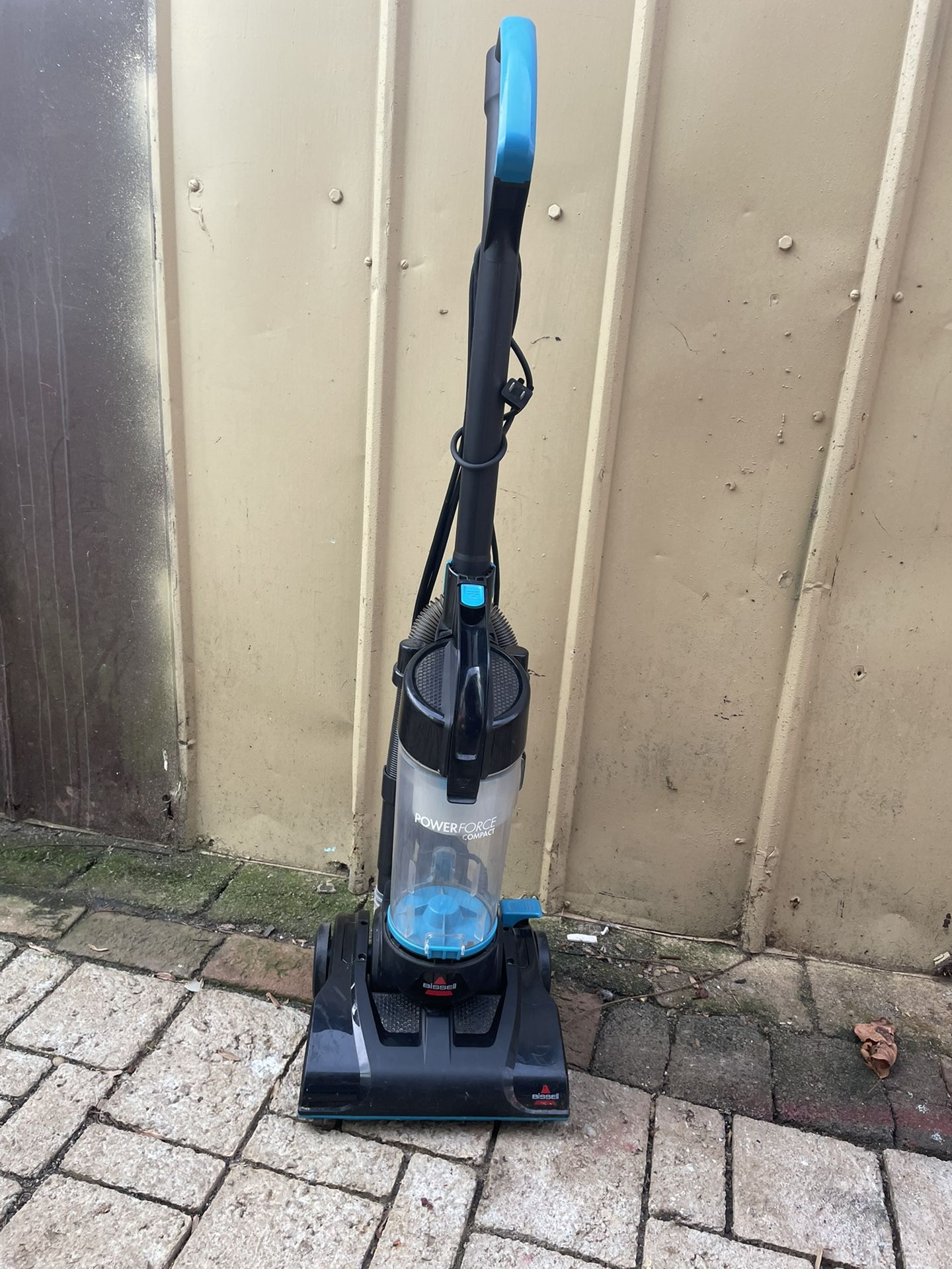 Vacuum Cleanerspower force compac , Corded  work good