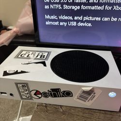 Xbox S, 2 Controllers, Apex Tv(with remote) NOT FREE