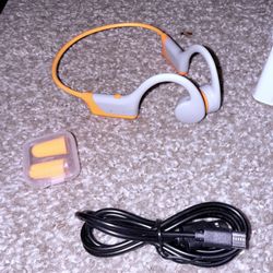 Headset 