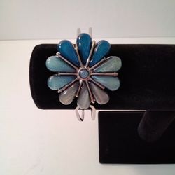 Really Beautiful Bracelet.  Great For A Gift .