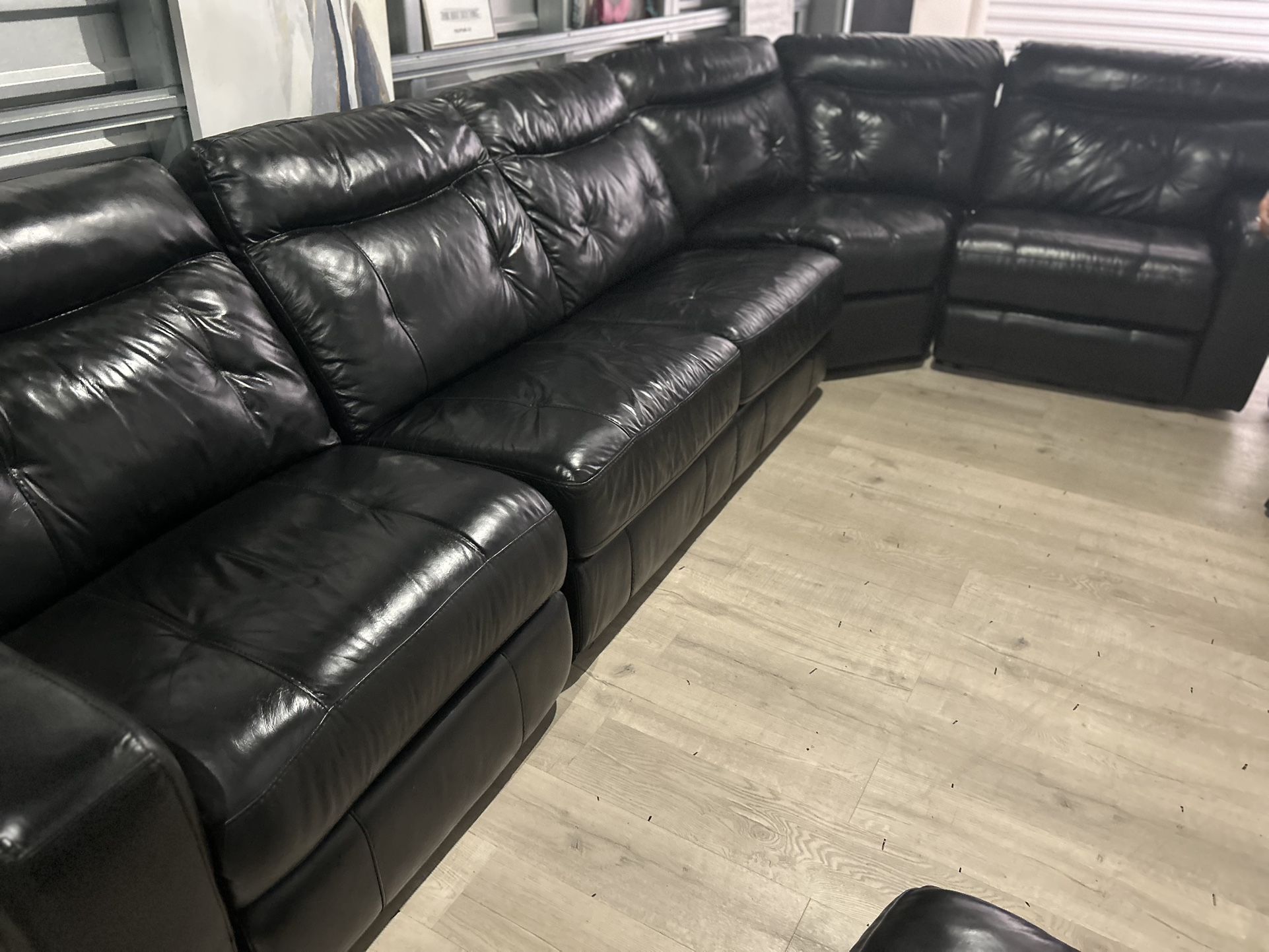 SECRETO GENUINE LEATHER RECLINER ELECTRIC BLACK COLOR… 💥✅🚛DELIVERY SERVICE AVAILABLE ✅💥🚛