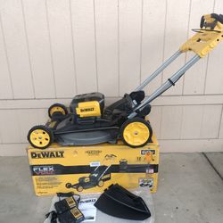 DeWalt FLEXVOLT 60 V MAX 21 " Cordless Battery Powered Self Propelled Lawn Mower Kit With (2) 12 Ah Batteries & Charger