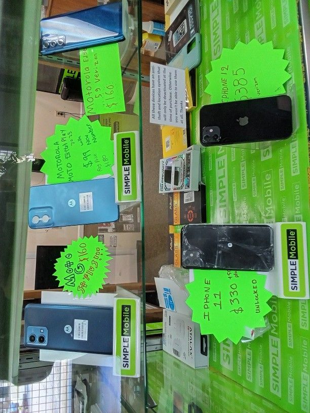 VARIETY OF PHONES AVAILABLE FROM SAMSUNG TO IPHONES