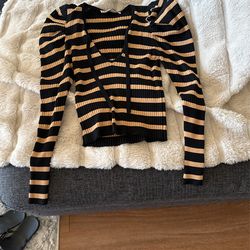 Zara Top -Size Small