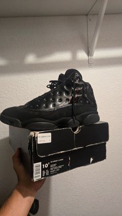 Jordan 13 size 10.5 Cap and Gown