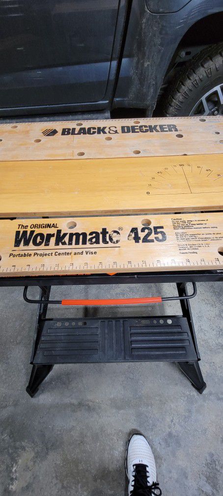 Black And Decker Workmate 425 - portable workbench for Sale in South  Hampton, NH - OfferUp