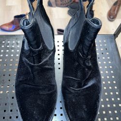 Black Velvet Boots 