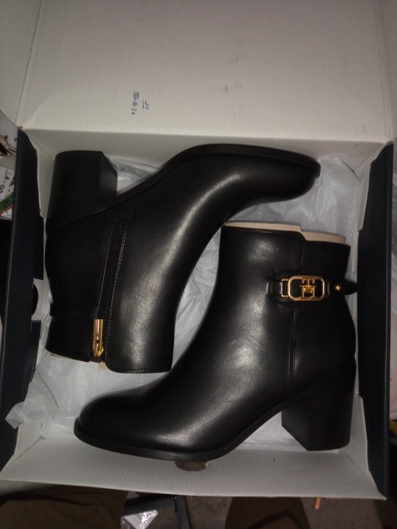 Tommy Hilfiger Women's Boots  