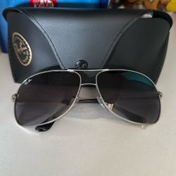 Ray-Ban 