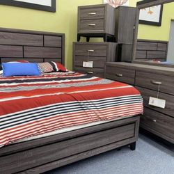 Akerson Gray Panel Bedroom Set /3-PIECE Bed Dresser Nightstand 