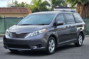 2015 Toyota Sienna