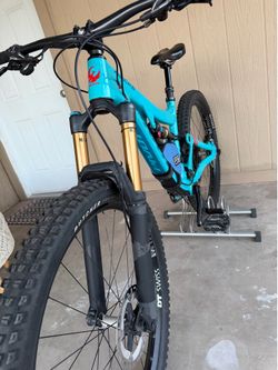 Pivot Mach 6 Carbon 27.5" Small