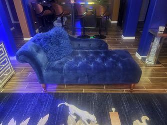 Chase lounge