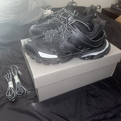 Balenciaga Track Triple Black LED