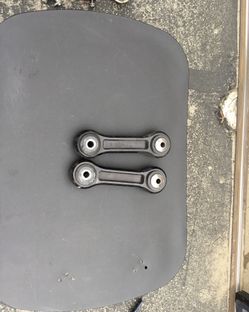 Rear Lower Control Arms