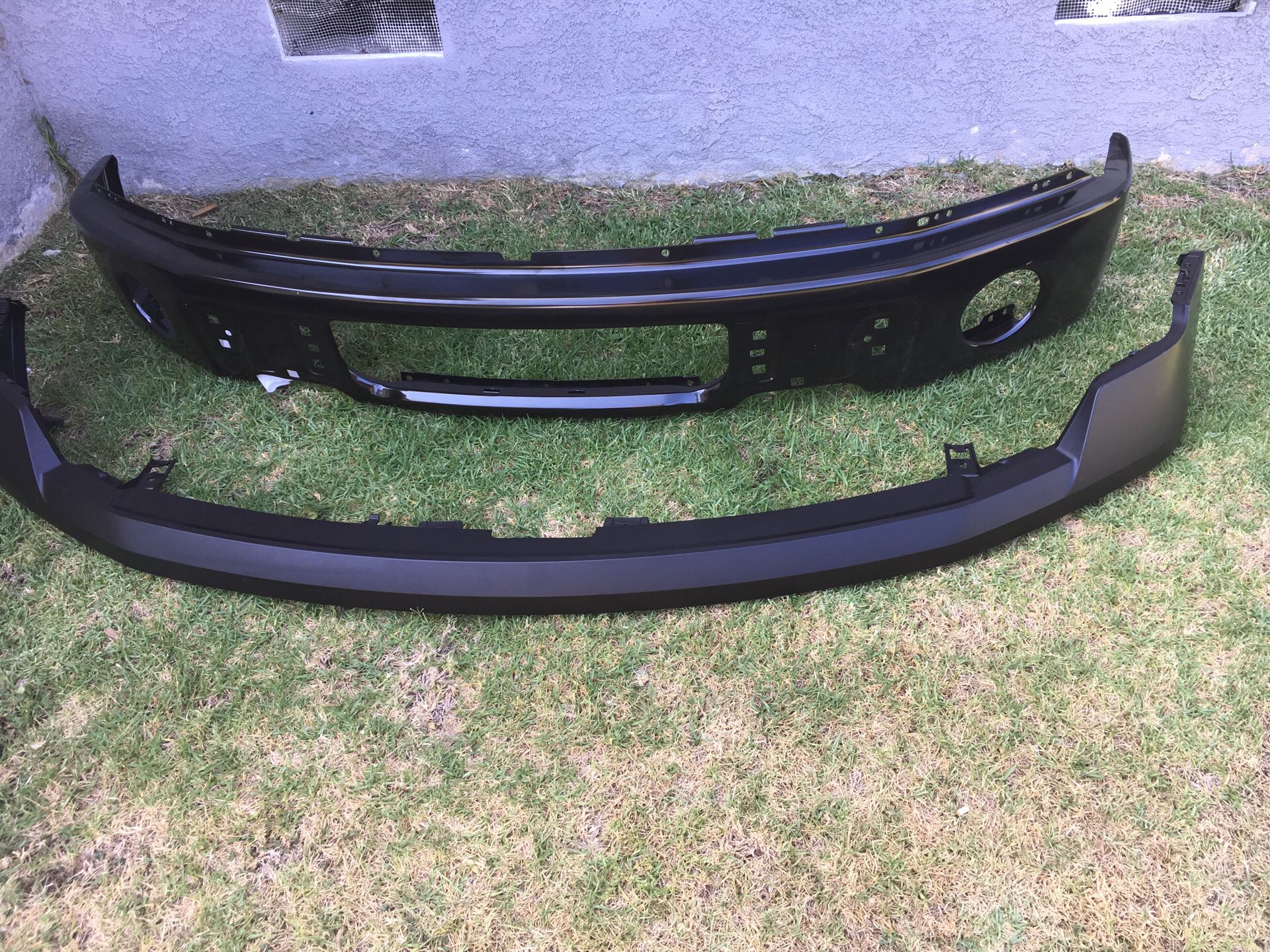 Ford F-150 2009-2014 front bumper