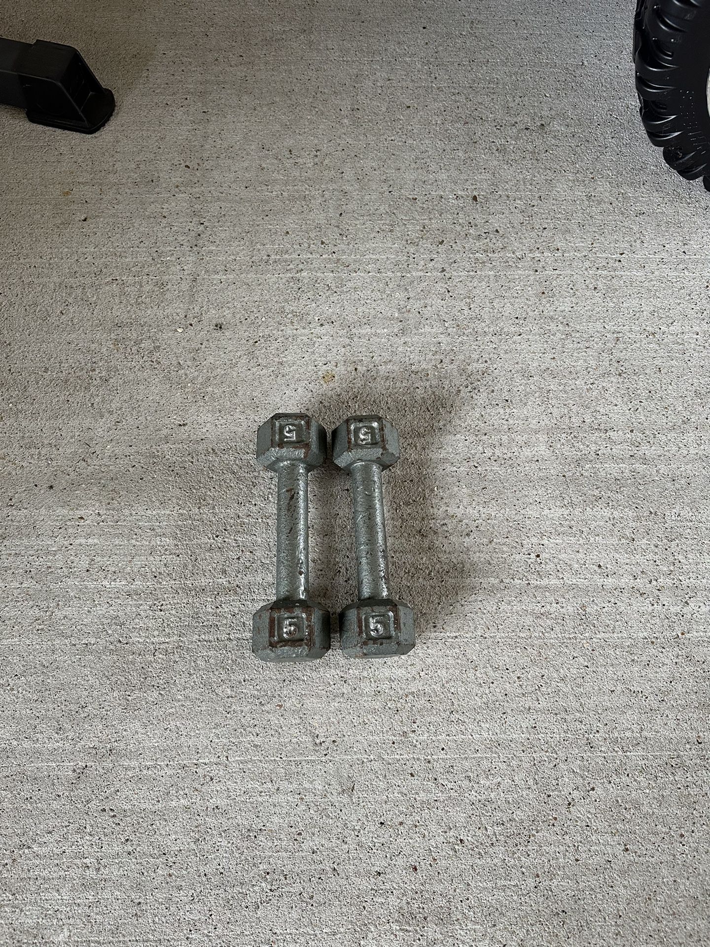 Cap 5Lb pair Solid Barbell Hex Dumbbells $10  