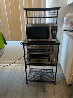 Black Metal Kitchen Baker's Rack