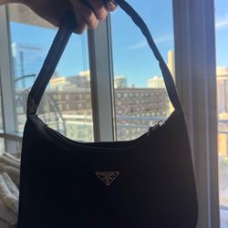 prada bag 