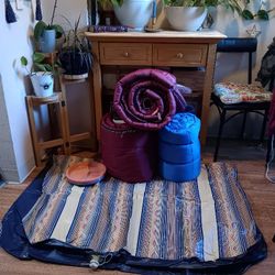 Campers Delight 3 Bags, full size air mattress, 9 plates