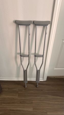 Adjustable Crutches
