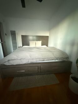 Cal King Platform Bed Frame with Storage Drawers