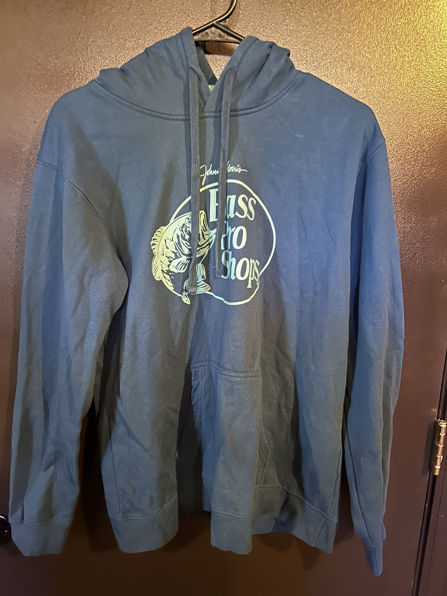 Bass Pro Shops Men’s Sweatshirt Large