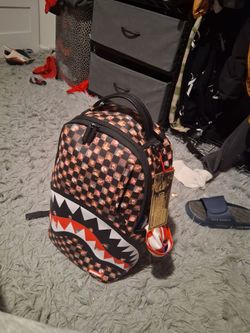 NO DELIVERIES ONLY PICKUP trade  for a sprayground  crossbody bag tag not included