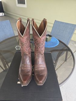 WOMEN BOOTS