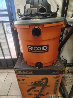 Ridgid 16 gallon wet and dry vacuum like new