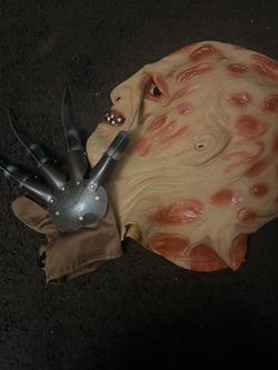 Freddy Krueger mask & glove