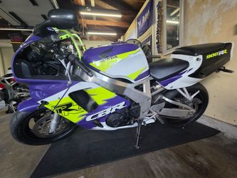 1995 CBR900RR