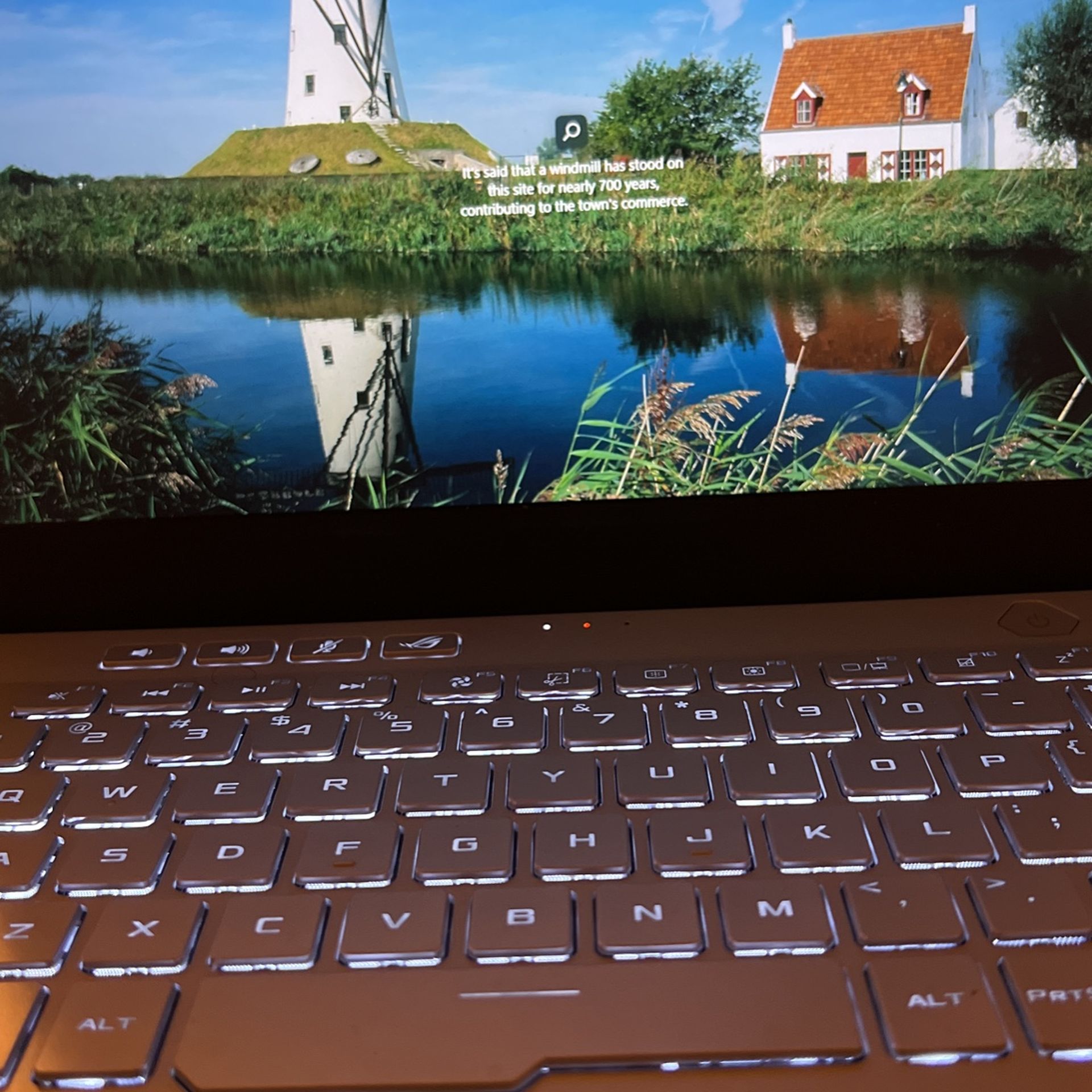 Asus ROG zephyrus 14 Gaming Laptop AMD Ryzen 16GB Memory Nvidia