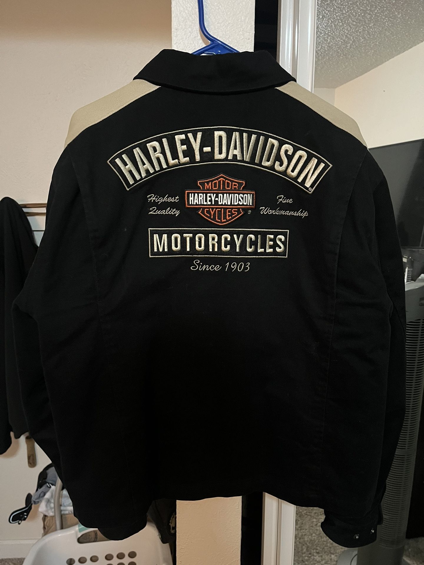 Men’s Harley Davidson Jacket Size LG