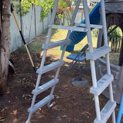 Pool Ladder / Escalera Para Alberca 5ft 