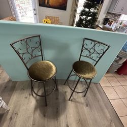 2 barstools,green velvet 