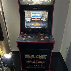 Mortal Kombat 1 Up Arcade Machine 