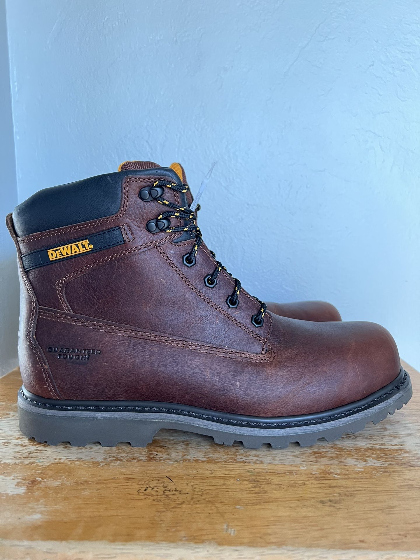 Brand New DEWALT BOOTS SZ 13